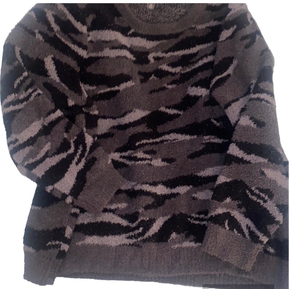 Barefoot Dreams CozyChic Camo Print Fuzzy Knit Sweater Plus Size‎ 2X Casual